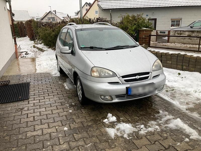 Silber Gebraucht 2007 Chevrolet Tacuma Van / Kleinbus | 1.000 € - Bild 1/4