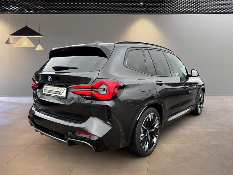 Gebraucht BMW iX3 Impressive 210 kW (286 PS) 2024 Grau SUV