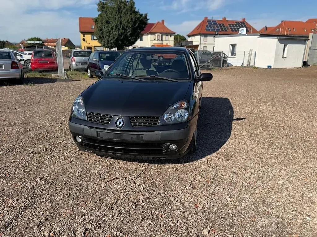 Gebraucht Renault Clio Dynamique 98 PS (72 kW) 2001 Schwarz Limousine