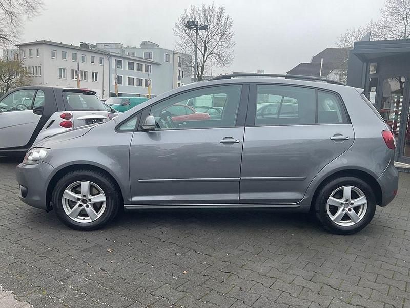 Gebraucht VW Golf Plus Cross Match 86 PS (63 kW) 2013 Grau Van / Kleinbus