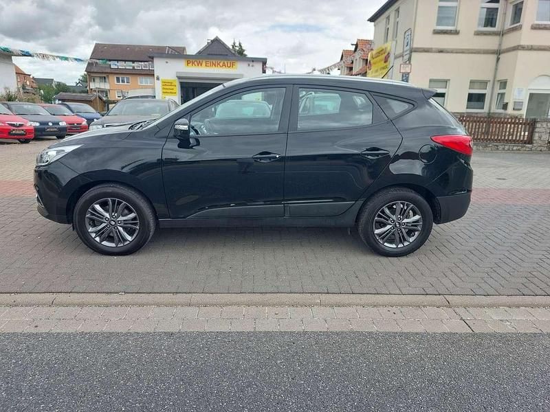 Schwarz Gebraucht 2014 Hyundai ix35 Edition SUV | 9.999 € (Fairer Preis) - Bild 1/4