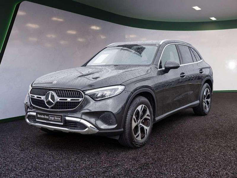 Gebraucht Mercedes GLC200 Avantgarde Edition 204 PS (150 kW) 2025 Grau SUV