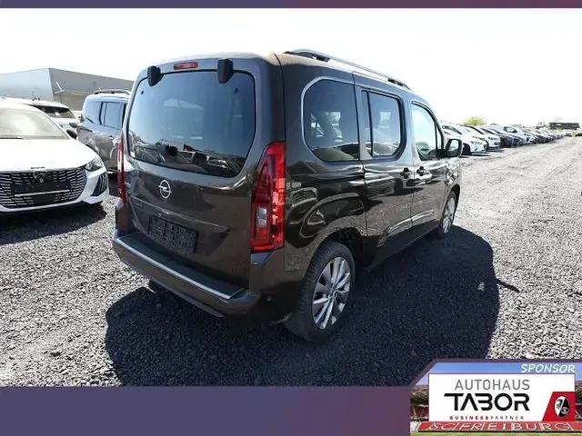 Gebraucht Opel Combo Life Innovation 131 PS (96 kW) 2021 Braun metallic Van / Kleinbus