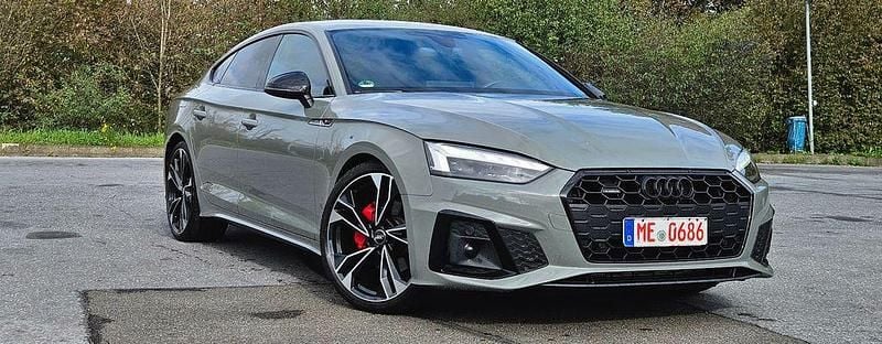 Grau Gebraucht 2020 Audi A5 Sportback Edition .1 Limousine | 31.999 € (Superpreis) - Bild 1/4
