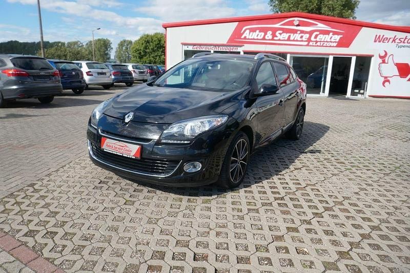 Schwarz Gebraucht 2013 Renault Mégane III Bose Edition Limousine | 6.380 € (Fairer Preis) - Bild 1/4