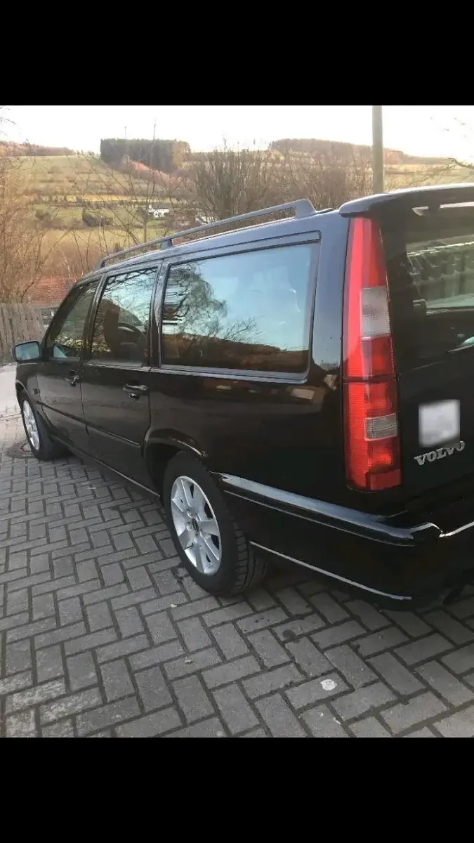 Gebraucht Volvo V70 195 PS (143 kW) 1997 Schwarz Kombi