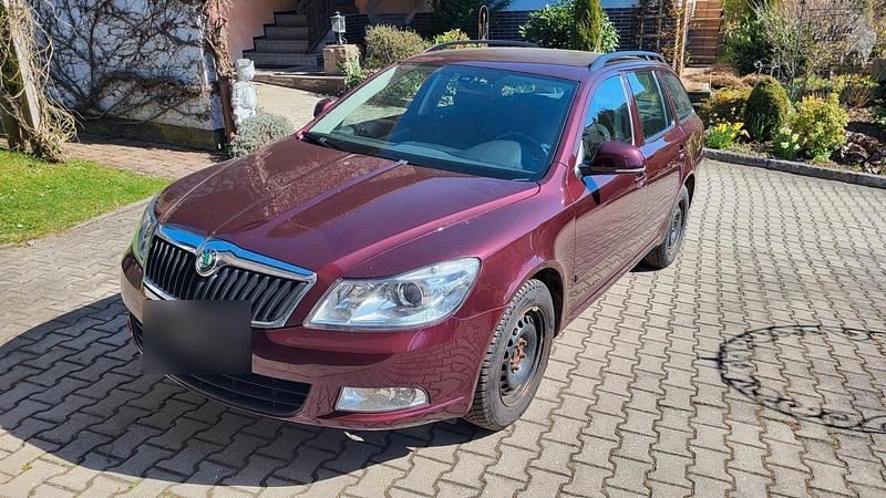 Gebraucht Skoda Octavia 140 PS (102 kW) 2010 Kombi