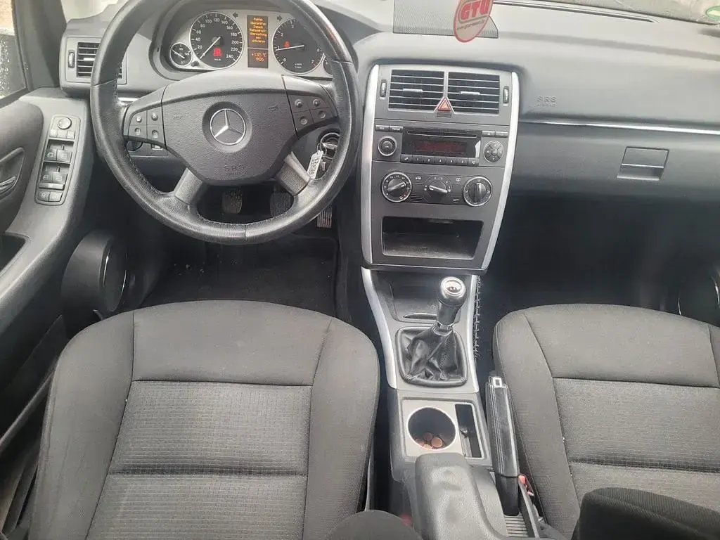 Gebraucht Mercedes B170 116 PS (85 kW) 2006 Silber Van / Kleinbus