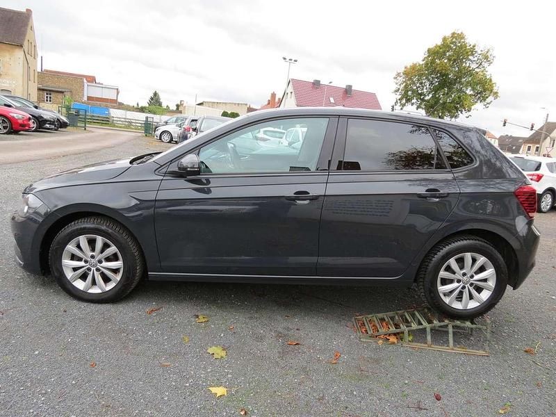 Gebraucht VW Polo Highline 95 PS (69 kW) 2018 Grau Kleinwagen