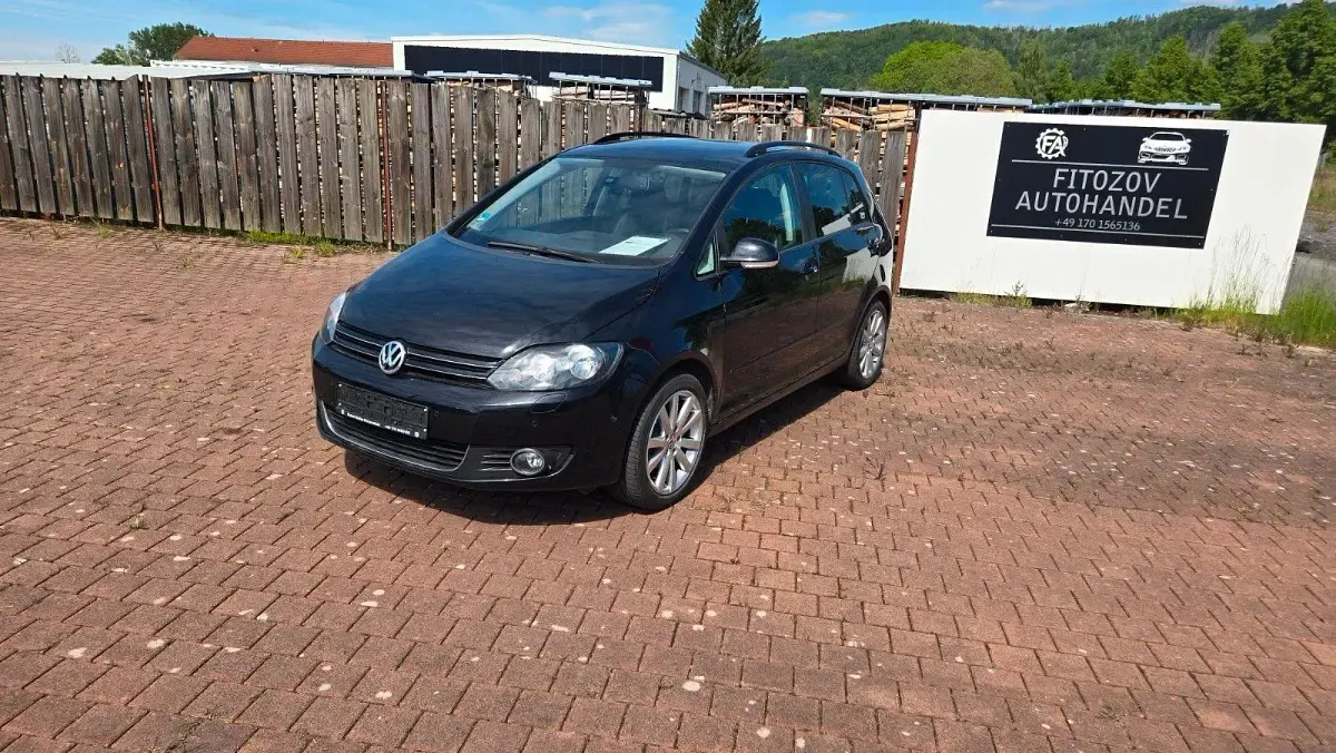 Gebraucht VW Golf Plus Cross Life 105 PS (77 kW) 2014 Schwarz Van / Kleinbus