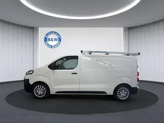 Gebraucht Opel Vivaro-e Combi Edition 120 PS (88 kW) 2021 Weiss Van / Kleinbus