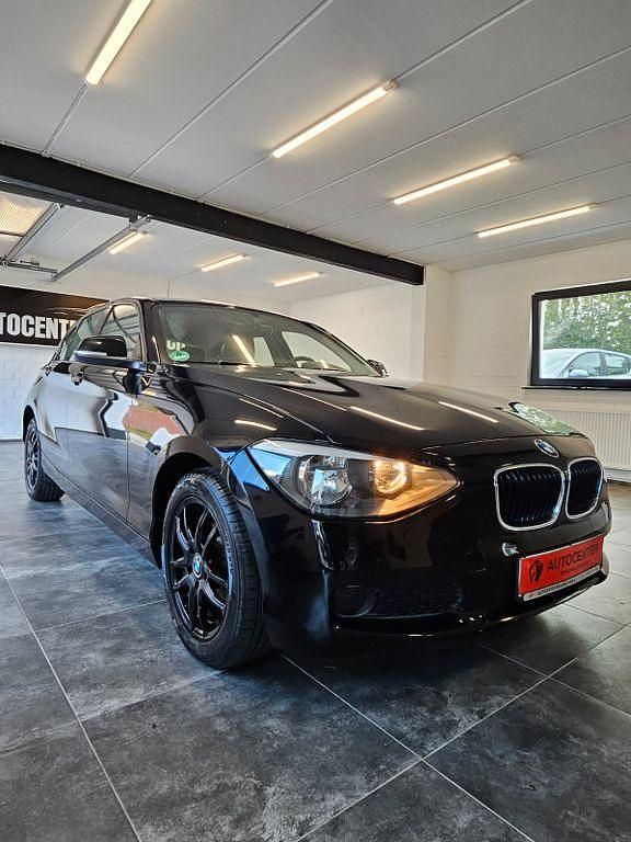 Schwarz Gebraucht 2013 BMW 114 Kleinwagen | 6.990 € (Fairer Preis) - Bild 1/4