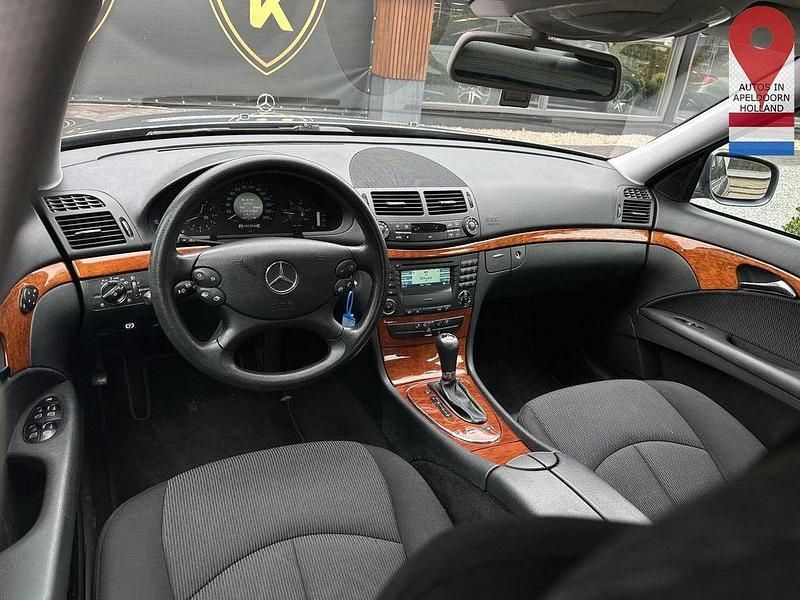 Gebraucht Mercedes E280 Classic 190 PS (139 kW) 2007 Flintgray  metallic paint (36 Limousine