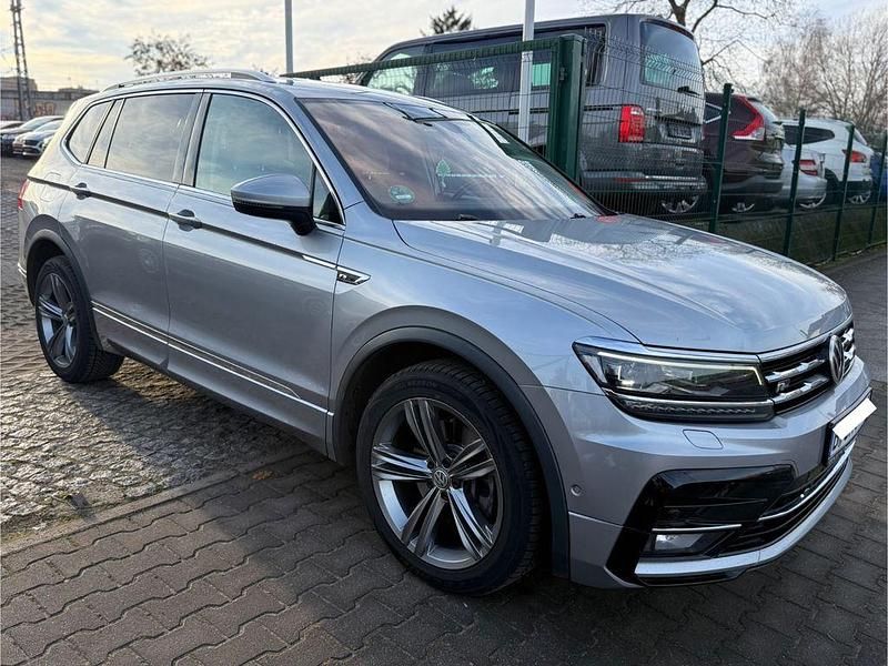 Gebraucht VW Tiguan Allspace Highline 190 PS (139 kW) 2020 Silber SUV