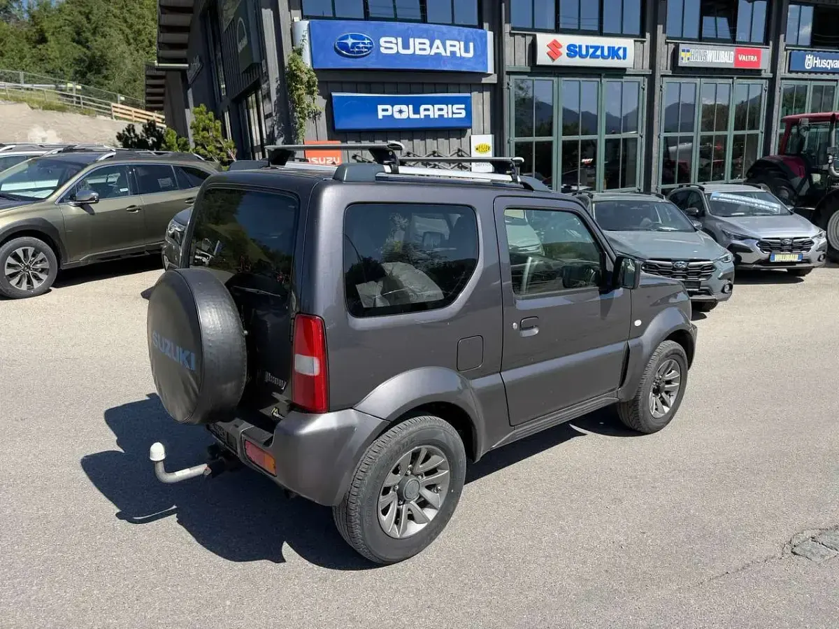 Gebraucht Suzuki Jimny Style 86 PS (63 kW) 2016 Quasar gray SUV