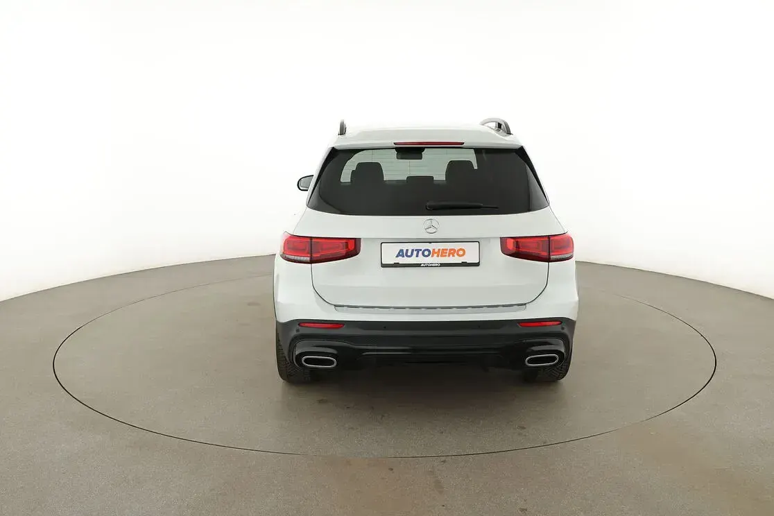 Gebraucht Mercedes GLB220 AMG line 2021 Weiß SUV