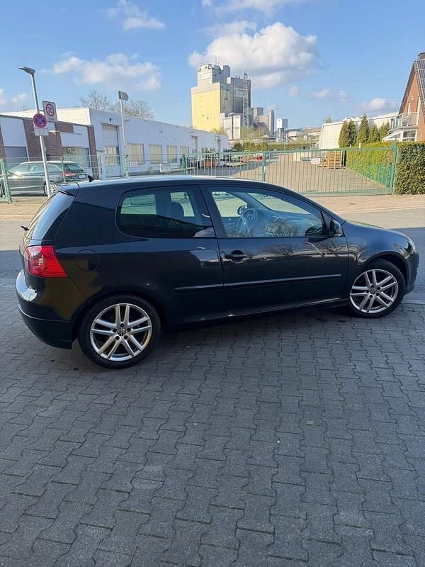 Gebraucht VW Golf GT 140 PS (102 kW) 2008 Blau Coupé