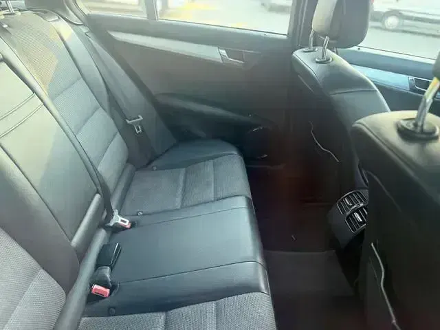 Gebraucht Mercedes C200 AMG 136 PS (100 kW) 2010 Silber Kombi
