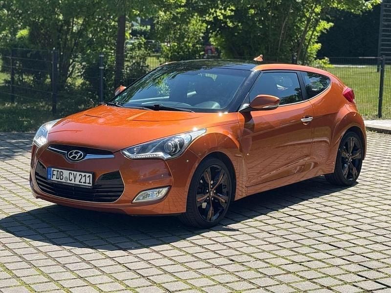 Orange Gebraucht 2013 Hyundai Veloster Style Coupé | 7.499 € (Fairer Preis) - Bild 1/4