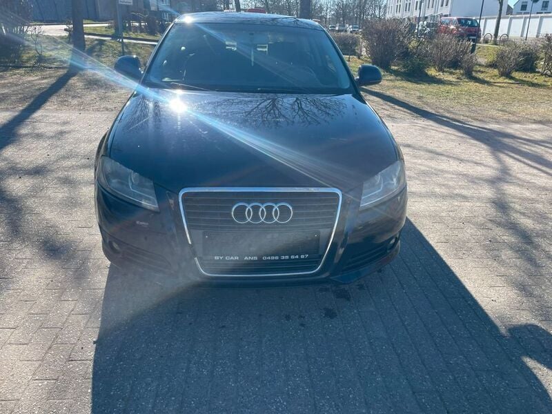 Blau Gebraucht 2008 Audi A3 Ambiente Limousine | 1.350 € - Bild 1/4