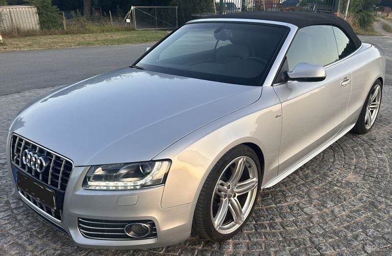 Silber Gebraucht 2010 Audi A5 Cabriolet S-Line Cabrio | 12.100 € (Superpreis) - Bild 1/4