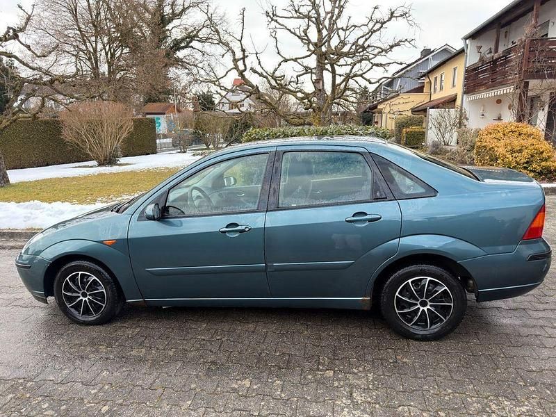 Gebraucht Ford Focus Ghia 120 PS (88 kW) 2002 Grün Limousine
