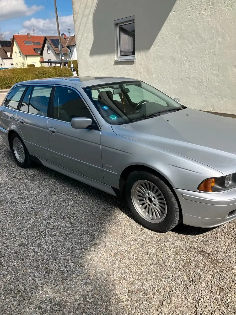 Second-hand BMW 525 192 CP (141 kW) 2002 Gri Break