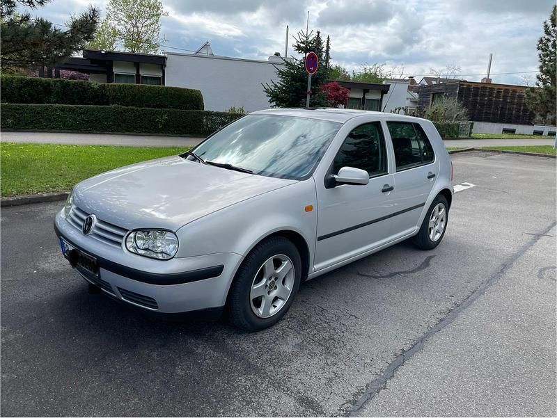 Grau Gebraucht 1997 VW Golf IV Limousine | 1.850 € (Fairer Preis) - Bild 1/4