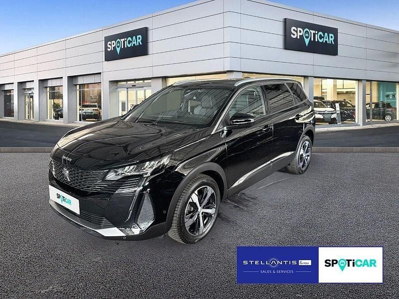 Schwarz Gebraucht 2023 Peugeot 5008 Allure Van / Kleinbus | 23.980 € (Superpreis) - Bild 1/3