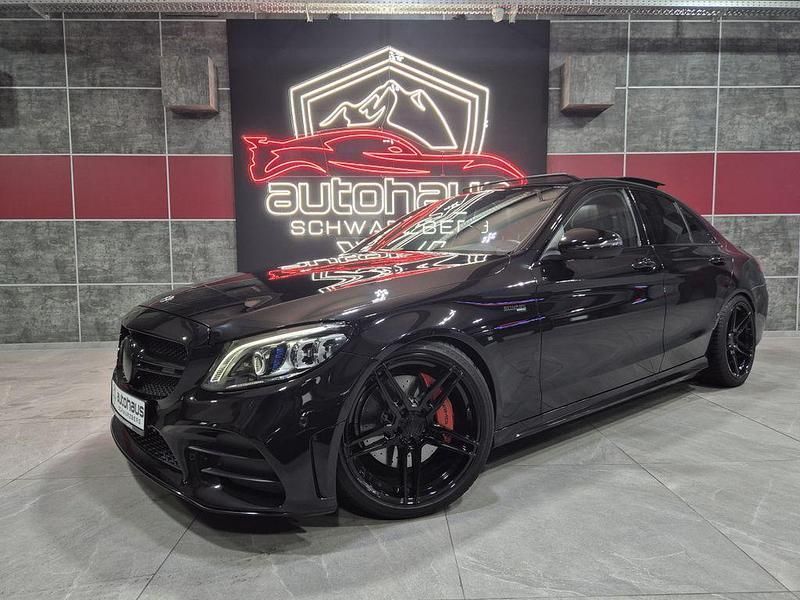 Schwarz Gebraucht 2019 Mercedes C43 AMG Limousine | 29.990 € - Bild 1/4