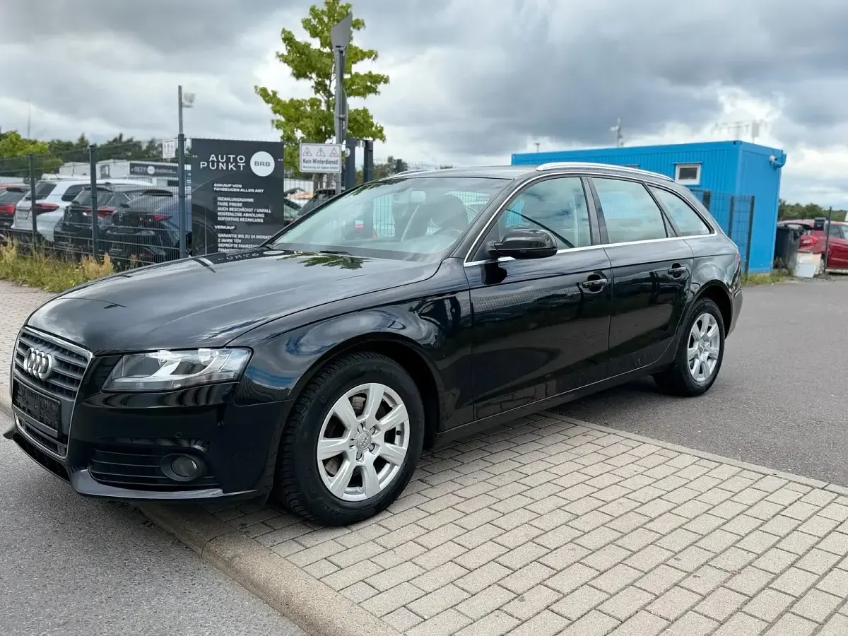 Gebraucht Audi A4 142 PS (104 kW) 2009 Schwarz Kombi