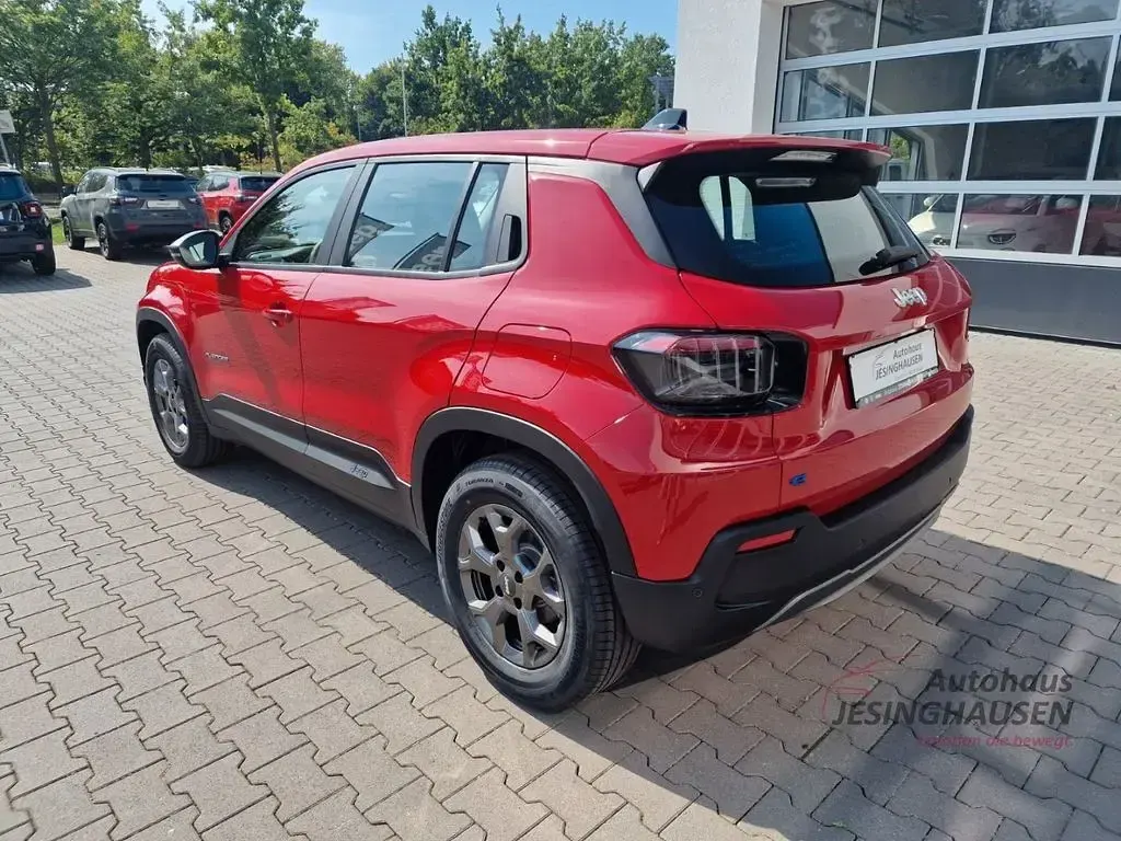 Gebraucht Jeep Avenger EV Longitude Plus 114 kW (156 PS) 2024 Ruby red SUV