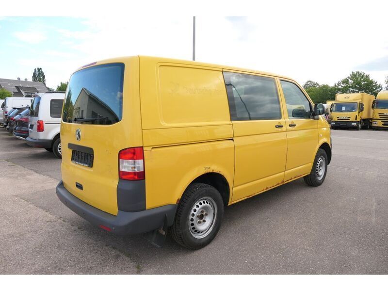 Gebraucht VW T5 84 PS (61 kW) 2011 Ginstergelb r1032 Van