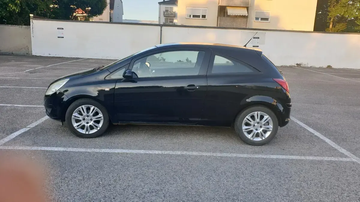 Gebraucht Opel Corsa Eco 60 PS (44 kW) 2009 Schwarz Kleinwagen