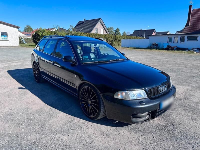 Second-hand Audi S4 400 CP (294 kW) 1998 Negru Break
