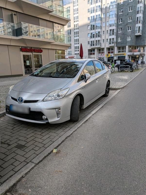 Gebraucht Toyota Prius 136 PS (100 kW) 2012 Grau Limousine