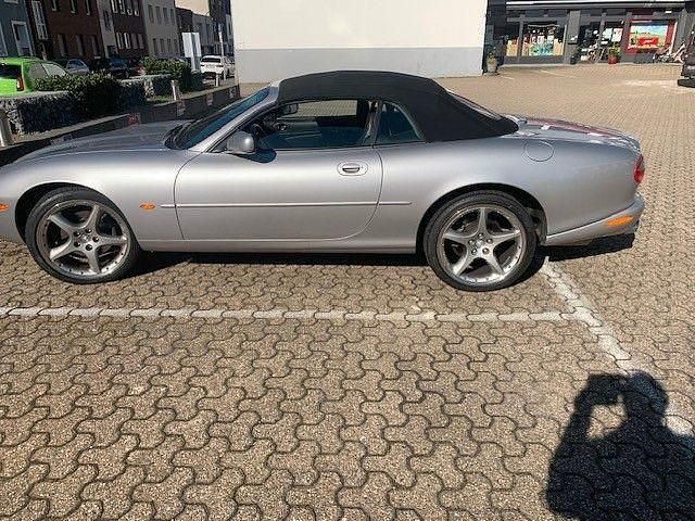 Gebraucht Jaguar XKR S 363 PS (266 kW) 2000 Silber Cabrio