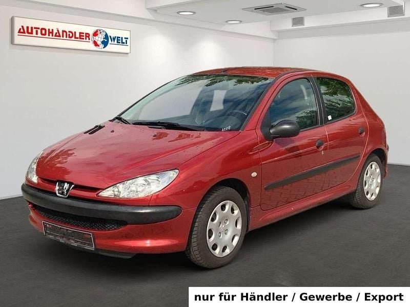 Rot Gebraucht 2004 Peugeot 206 Kleinwagen | 699 € (Superpreis) - Bild 1/3