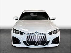 Neu BMW i4 250 kW (340 PS) 2025 Weiß (alpinweiss) Limousine