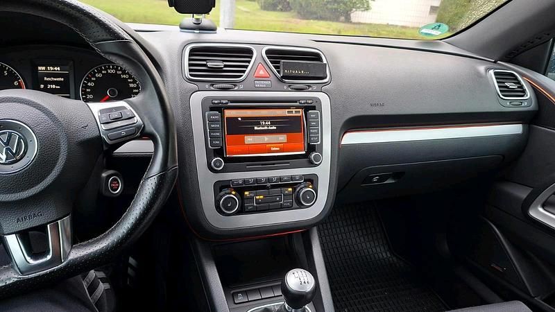 Usata VW Scirocco 160 CV (117 kW) 2011 Blu Coupé