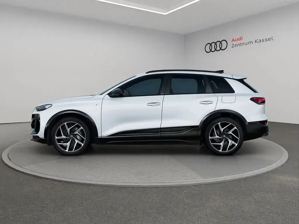 Neu Audi Q6 e-tron S-Line 225 kW (306 PS) 2026 Weiß SUV