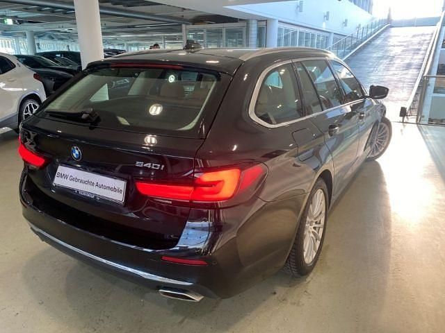 Gebraucht BMW 540 333 PS (244 kW) 2021 Schwarz Kombi