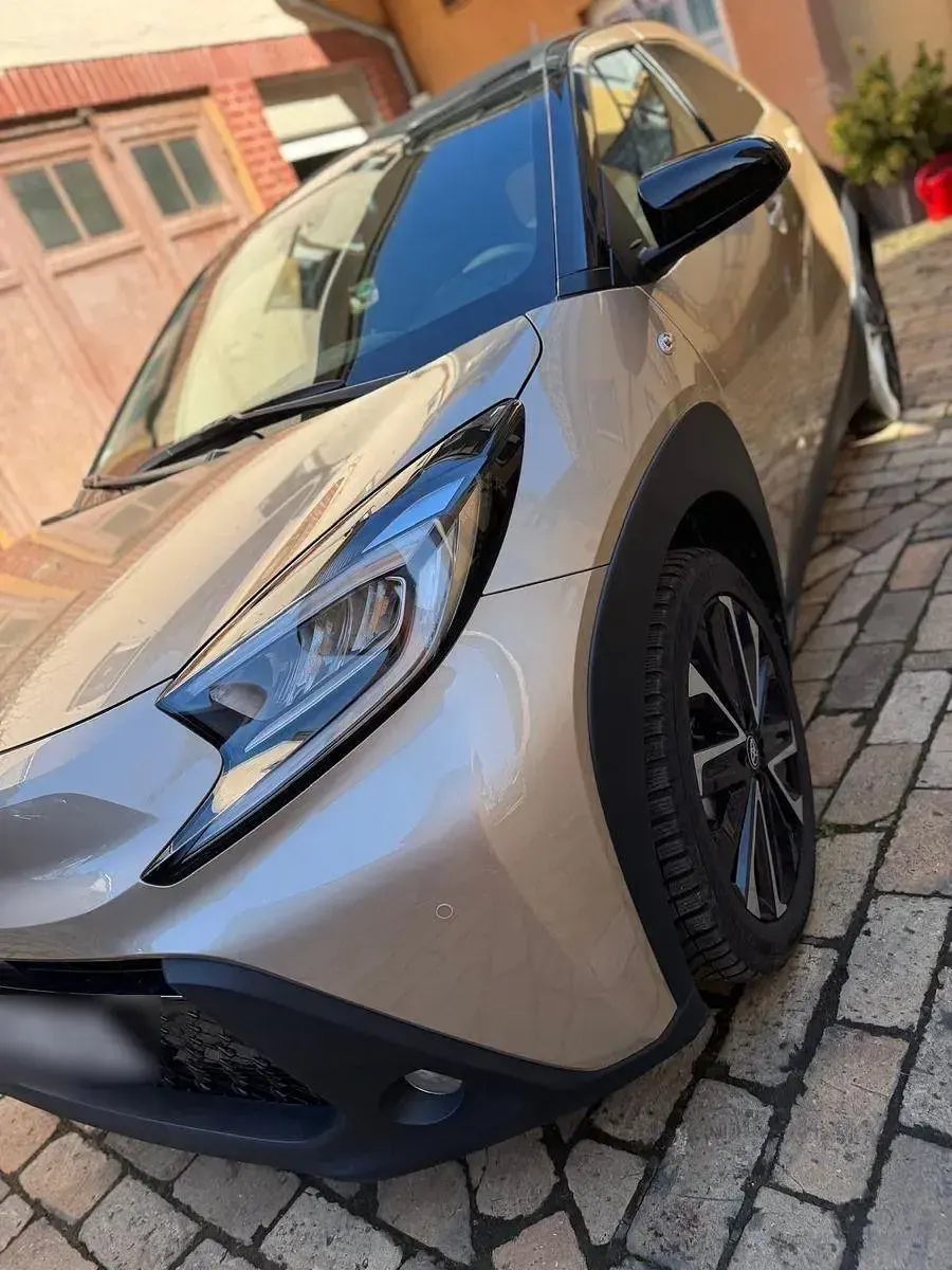 Gebraucht Toyota Aygo Team 72 PS (52 kW) 2024 Beige Kleinwagen