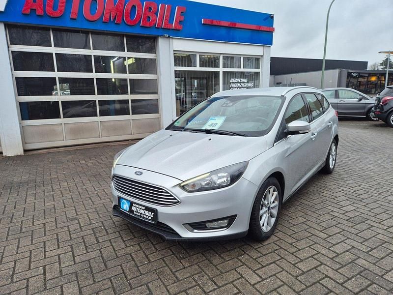 Gebraucht Ford Focus Titanium 120 PS (88 kW) 2018 Silber Kombi