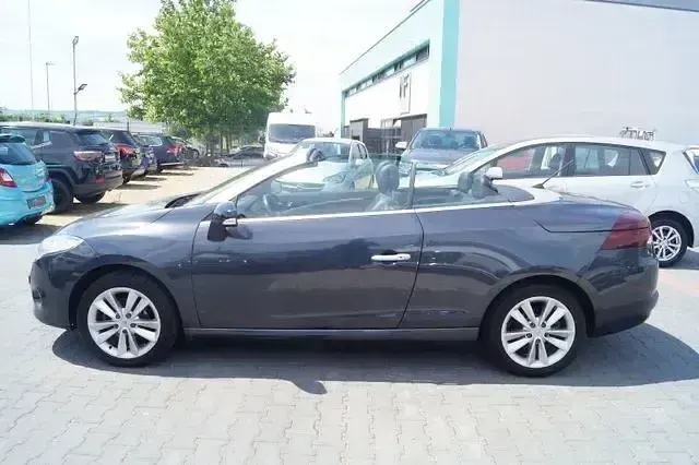 Gebraucht Renault Mégane Cabriolet Luxe 131 PS (96 kW) 2013 Grau Cabrio