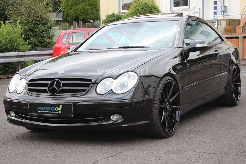 Schwarz Gebraucht 2004 Mercedes CLK240 Coupé | 7.990 € - Bild 1/4