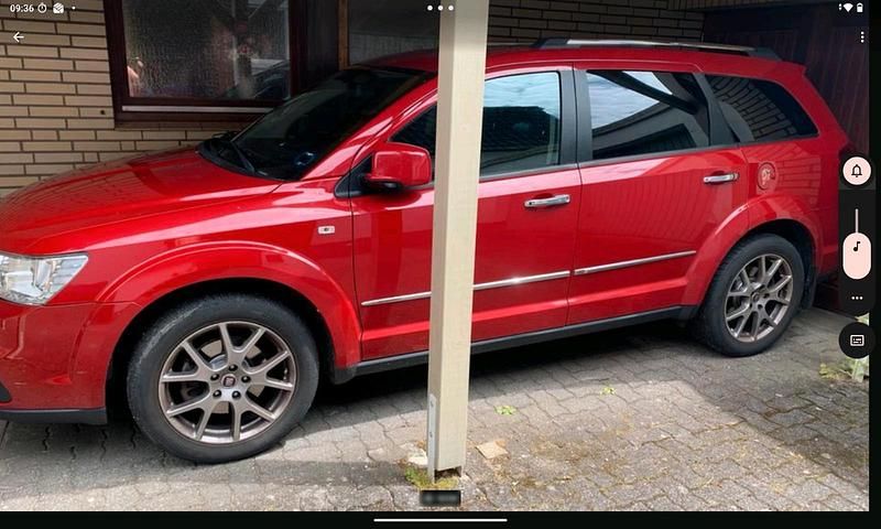 Gebraucht Fiat Freemont 174 PS (127 kW) 2012 Rot SUV