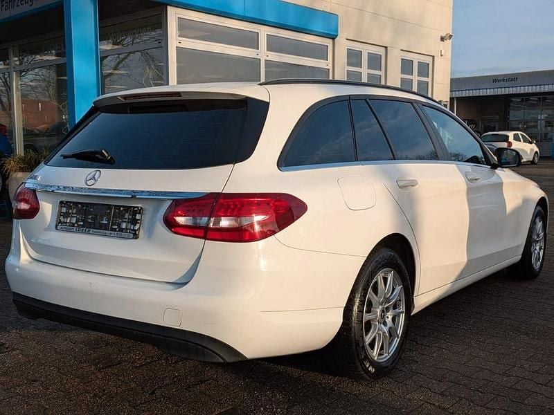 Gebraucht Mercedes C200 136 PS (100 kW) 2016 Weiß Kombi