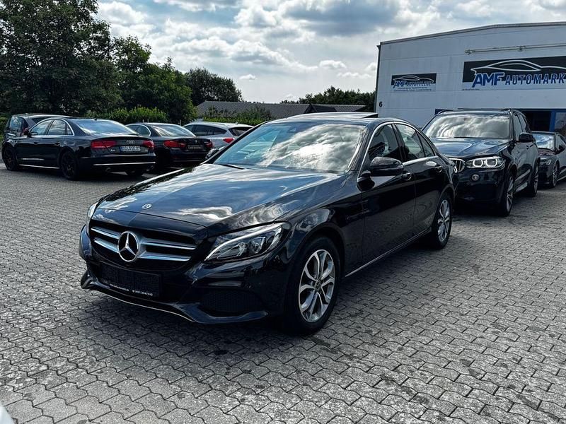 Schwarz/baltic black Gebraucht 2018 Mercedes C200 Limousine | 21.999 € (Superpreis) - Bild 1/4