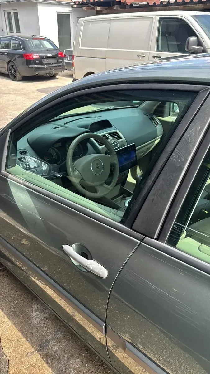 Gebraucht Renault Mégane II 112 PS (82 kW) 2006 Grün Limousine